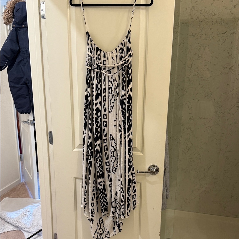 Indah Monochrome Patterned Dress